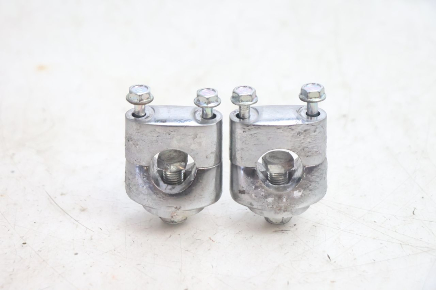 photo de TORRETAS MANILLAR JM MOTORS OLDIES 4T 50 (2020 - 2026) - Detalle de la pieza