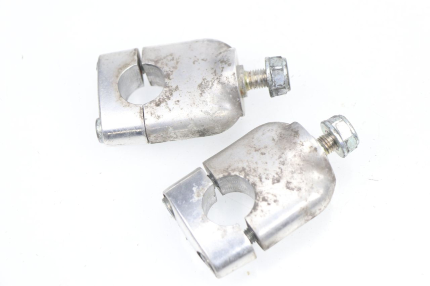 photo de TORRETAS MANILLAR HONDA PCX (JF28) 125 (2009 - 2011) - Detalle de la pieza