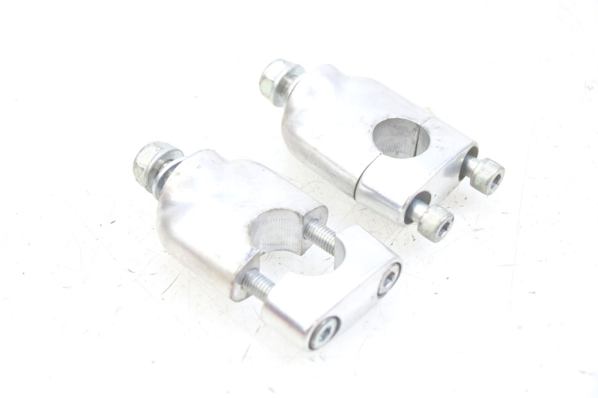 photo de SOPORTE DE MANILLAR HONDA PCX (JF47) 125 (2012 - 2013) - Zoom estado de uso