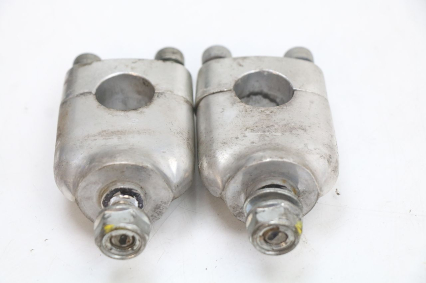 photo de SOPORTE DE MANILLAR HONDA PCX (JF47) 125 (2012 - 2013) - Zoom estado de uso