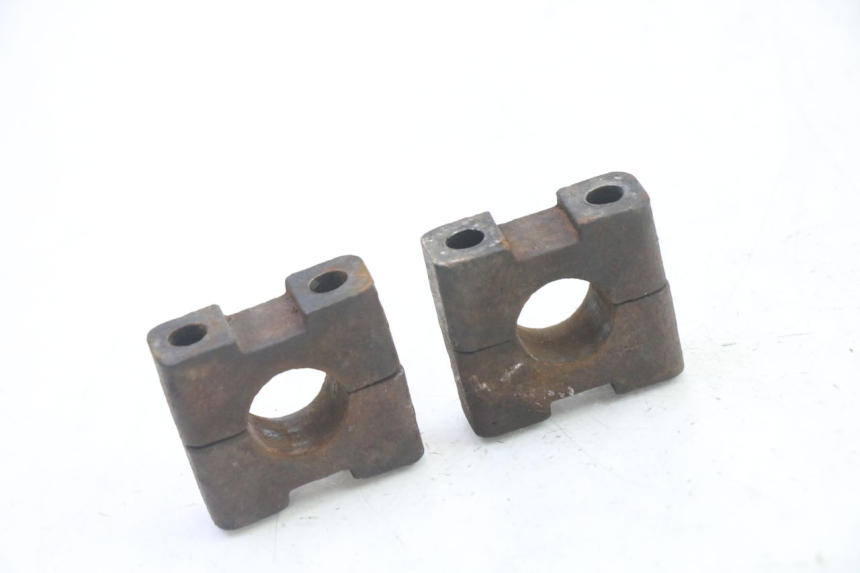 photo de TORRETAS MANILLAR HYTRACK S 150 (2003 - 2011) - Detalle de la pieza