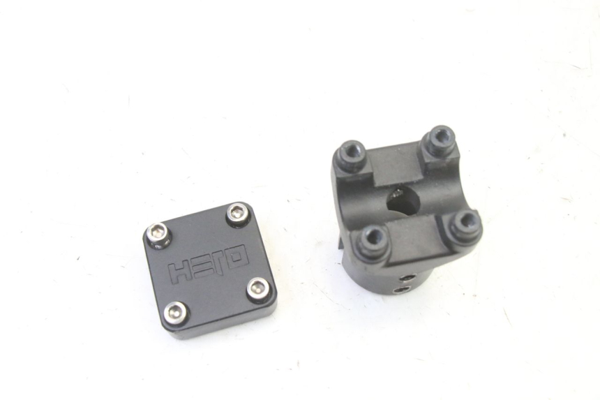 photo de TORRETAS MANILLAR HERO S10 1 - Detalle de la pieza