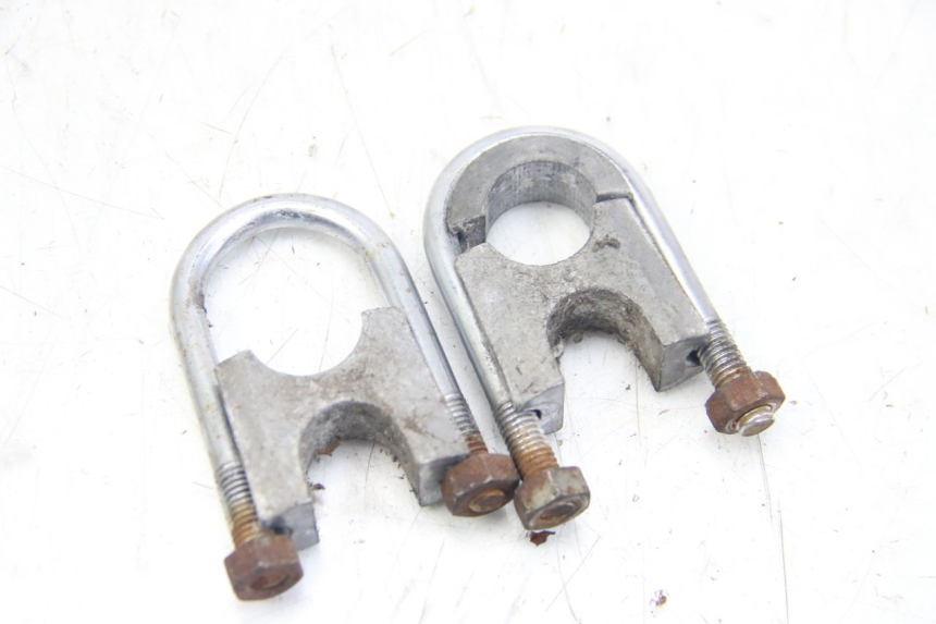 photo de SOPORTE DE MANILLAR JAWA STELLA BABETTA 134 50 - Detalle de la pieza