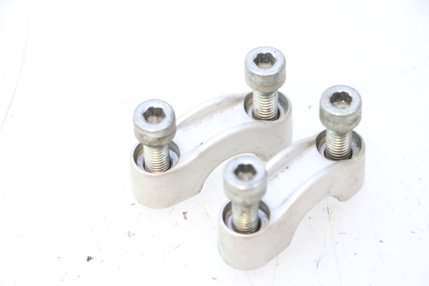 photo de SOPORTE DE MANILLAR PEUGEOT TKR TREKKER FURIOUS 50 (2005 - 2014) - Zoom estado de uso