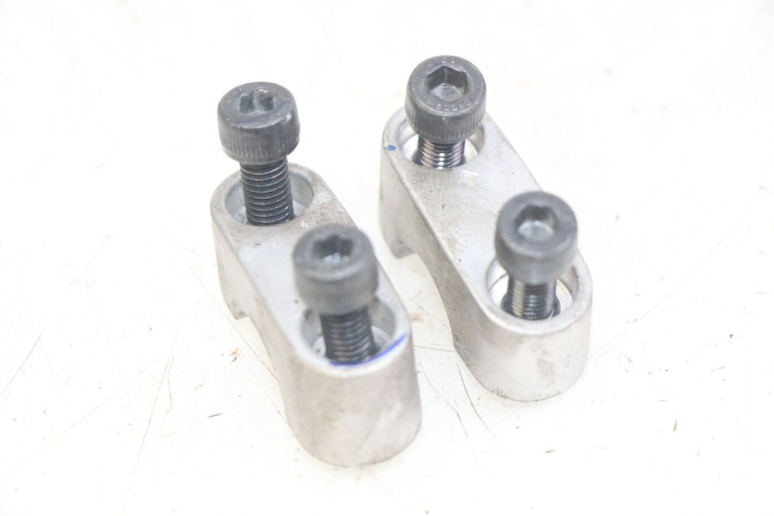 photo de SOPORTE DE MANILLAR YAMAHA X-MAX XMAX 125 (2010 - 2013) - Detalle de la pieza