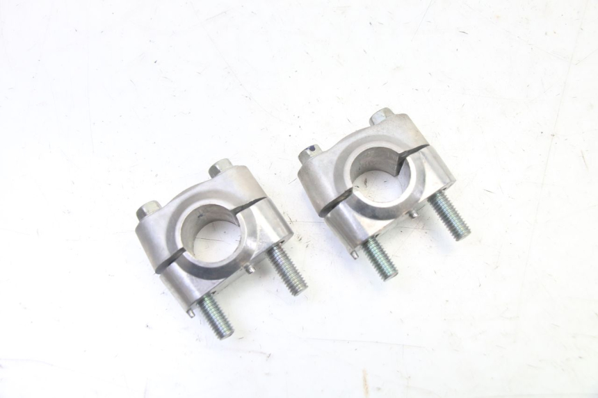 photo de TORRETAS MANILLAR YAMAHA XMAX X-MAX 125 (2021 - 2025) - Vista principal