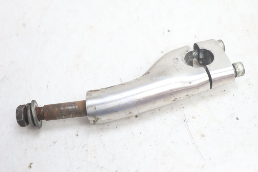 photo de TORRETAS MANILLAR YAMAHA XV VIRAGO 535 (1988 - 2004) - Detalles de los puntos de fijación