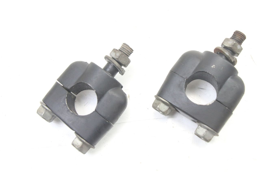 photo de TORRETAS MANILLAR YAMAHA SR 125 (1982 - 2003) - Detalle de la pieza