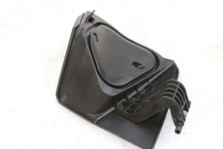 photo de FRENTE IZQUIERDA PUERTA HONDA FORZA 125 (2015 - 2016) - Zoom estado de uso