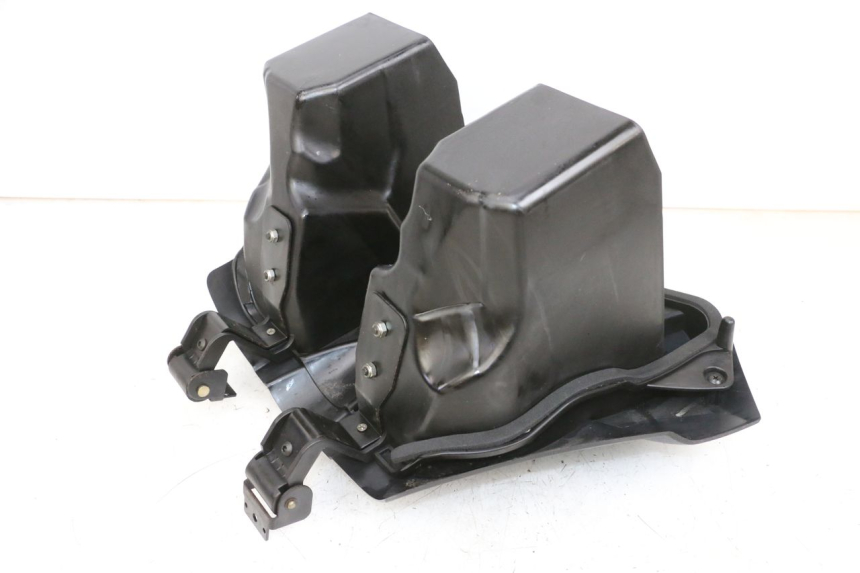 photo de PUERTA GUANTERA ADIVA AD3 300 (2014 - 2020) - Detalle de la pieza