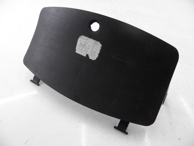 photo de PUERTA GUANTERA BENZHOU YY50QT31 VINTAGE 50 (2009 - 2012) - Vista principal