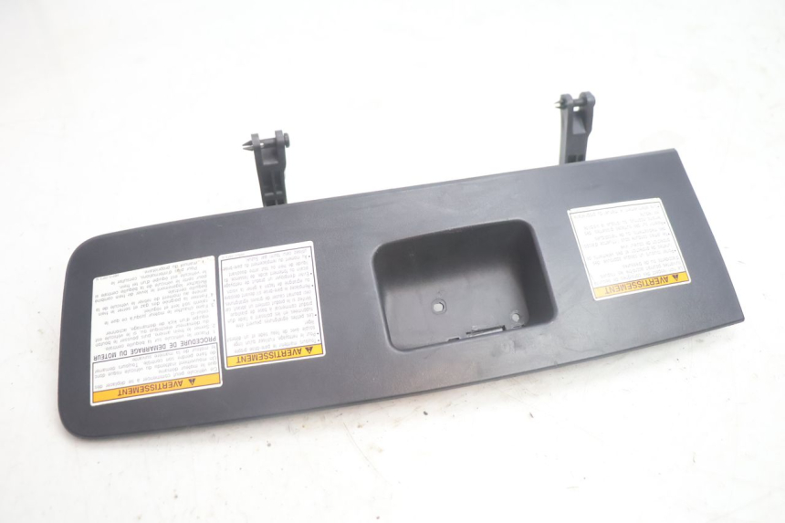 photo de PUERTA GUANTERA SUZUKI BURGMAN EXECUTIVE ABS 650 (2006 - 2012) - Zoom estado de uso