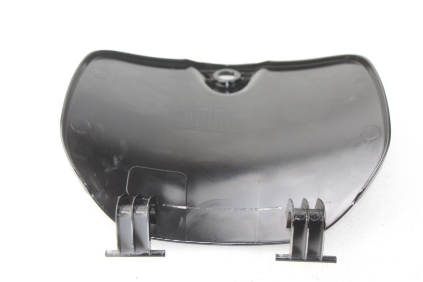 photo de CAJA DE GUANTES SYM FIDDLE 3 III 125 (2014 - 2020) - Zoom estado de uso