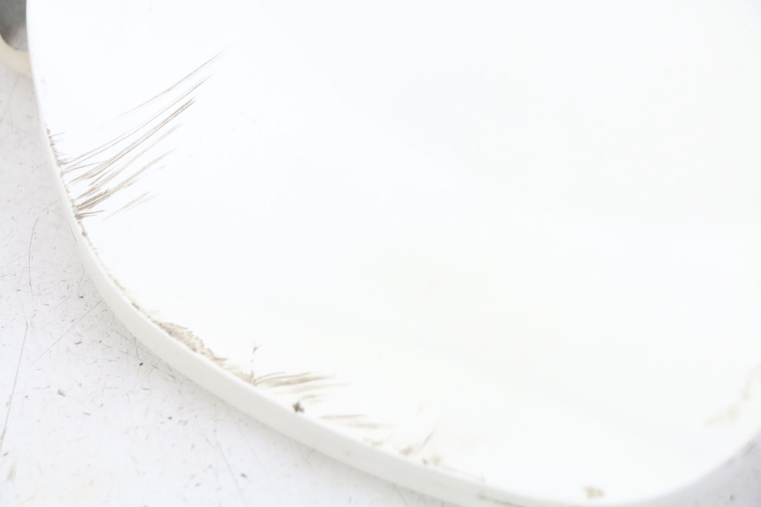 photo de CAJA DE GUANTES SYM FIDDLE 3 III 125 (2014 - 2020) - Primer plano técnico