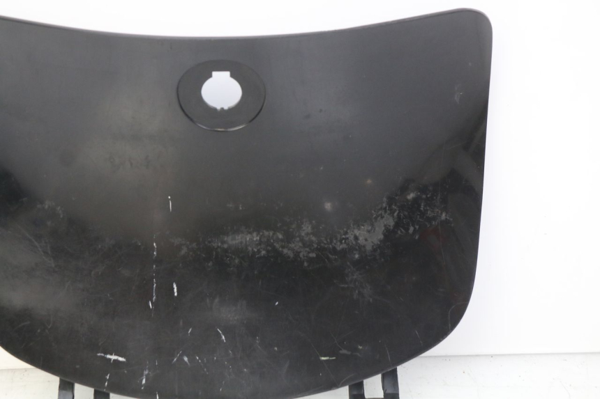 photo de CAJA DE GUANTES MBK FLIPPER 50 (2004 - 2012) - Detalles de los puntos de fijación