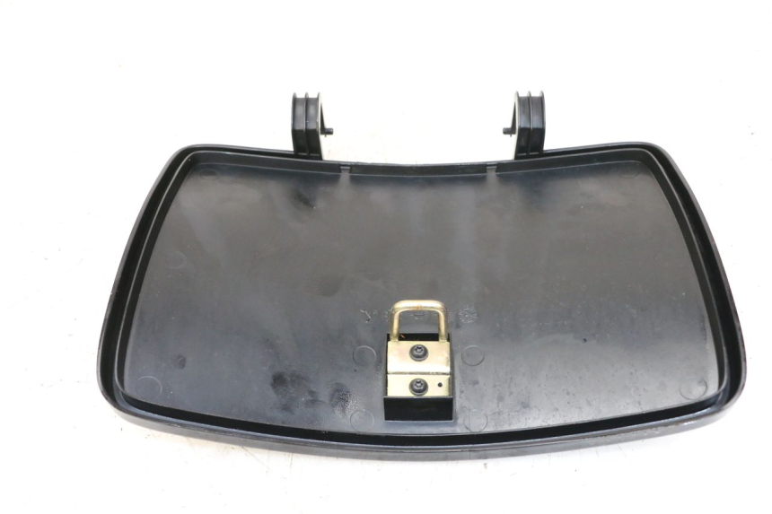 photo de PUERTA GUANTERA KYMCO PEOPLE S 125 (2000 - 2008) - Zoom estado de uso