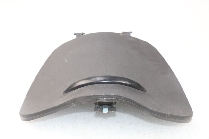 photo de PUERTA GUANTERA PIAGGIO LIBERTY 4T 50 (2009 - 2015) - Otra perspectiva