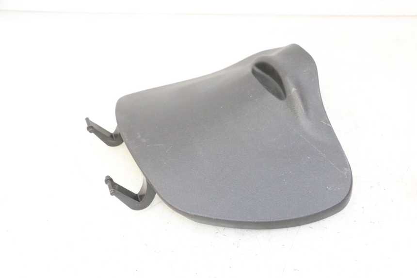 photo de PUERTA GUANTERA PIAGGIO LIBERTY 4T 50 (2009 - 2015) - Primer plano técnico