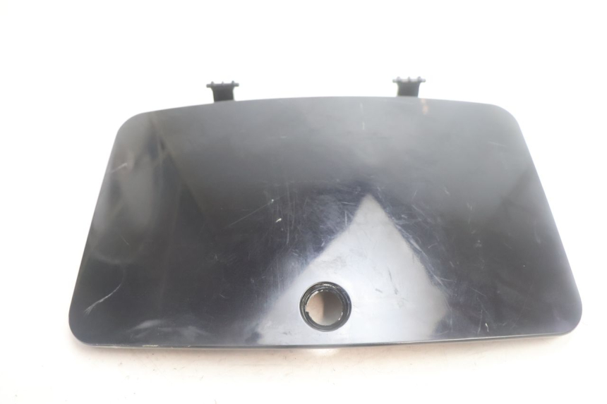 photo de PORTA GUANTERA KYMCO LIKE 125 (2009 - 2016) - Zoom estado de uso