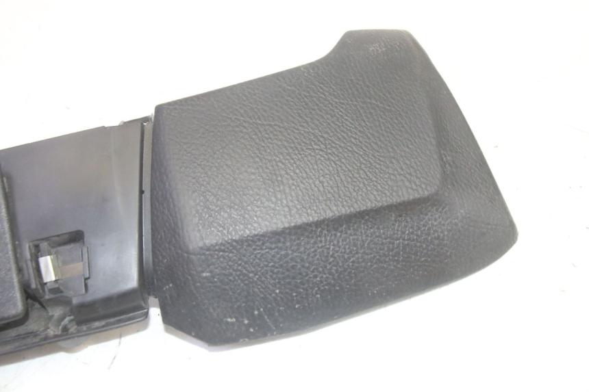 photo de PUERTA GUANTERA PIAGGIO MP3 HPE 350 (2018 - 2020) - Otra perspectiva