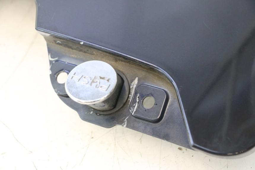 photo de PUERTA GUANTERA KYMCO LIKE 4T 50 (2019 - 2025) - Recambio usado revisado