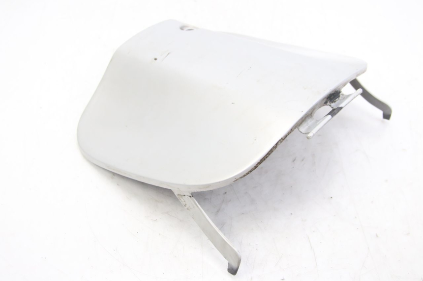 photo de CAJA DE GUANTES APRILIA SCARABEO 4T 50 (2009 - 2017) - Zoom estado de uso