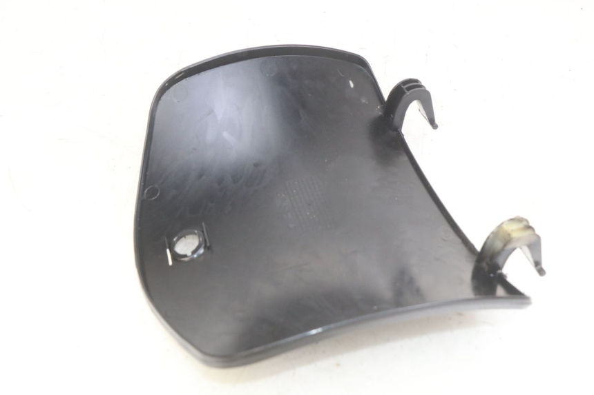 photo de CAJA DE GUANTES YIYING YY125T 125 (2006 - 2014) - Detalle de la pieza