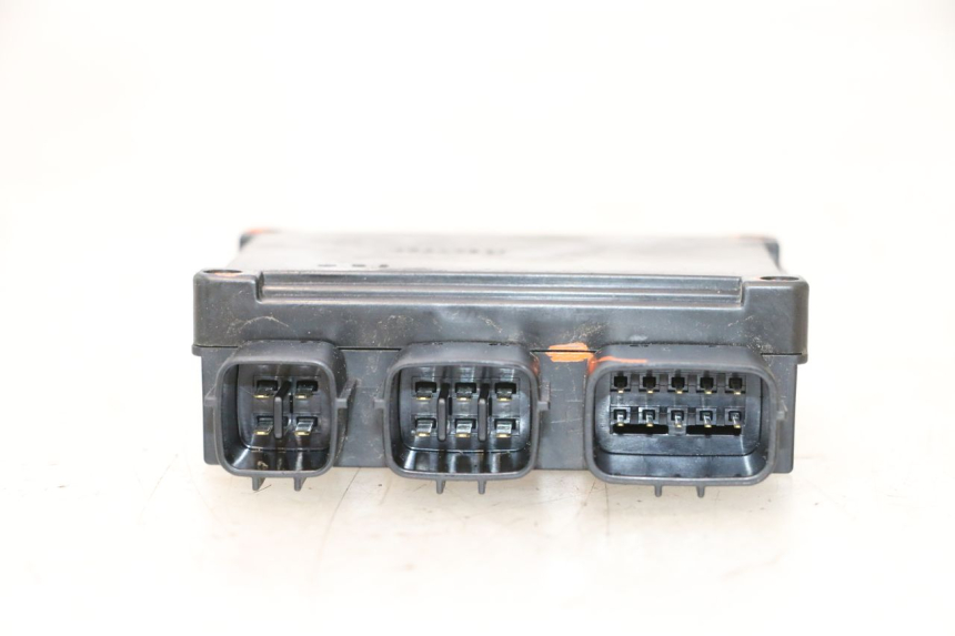photo de CAJA FUSIBLES KAWASAKI ER-6 ER6 N 650 (2005 - 2009) - Zoom estado de uso