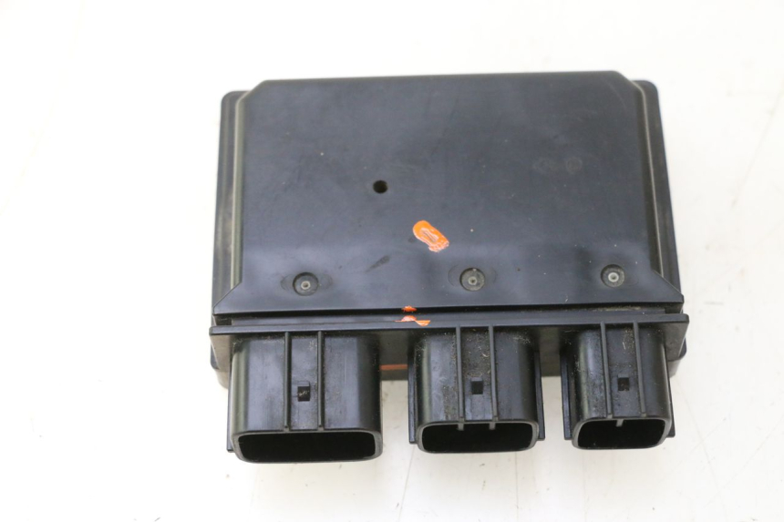 photo de CAJA FUSIBLES KAWASAKI ER-6 ER6 N 650 (2005 - 2009) - Primer plano técnico