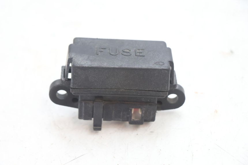 photo de CAJA FUSIBLES SUZUKI GSX F GSXF 750 (1988 - 1998) - Zoom estado de uso