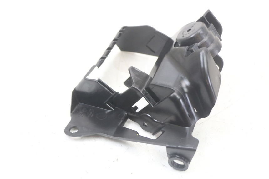 photo de CAJA FUSIBLES HUSQVARNA SVARTPILEN 401 (2018 - 2023) - Otra perspectiva