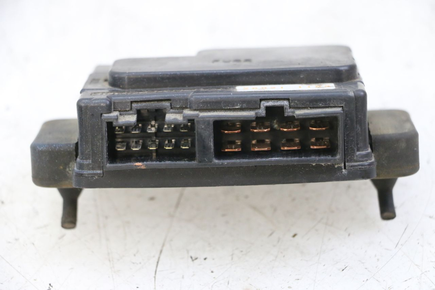 photo de PORTAFUSIBLE KAWASAKI ZR7 ZR-7 S 750 (1999 - 2004) - Otra perspectiva