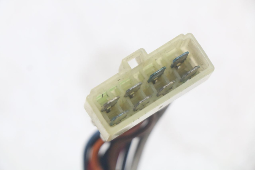 photo de PORTAFUSIBLE TRIUMPH SPEED TRIPLE T301 900 (1994 - 1996) - Detalles de los puntos de fijación