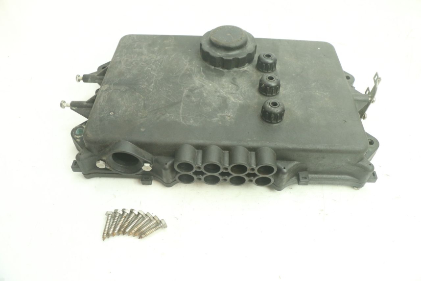 photo de CAJA FUSIBLES YAMAHA WAVE RUNNER GP R 1200 (2000 - 2003) - Otra perspectiva