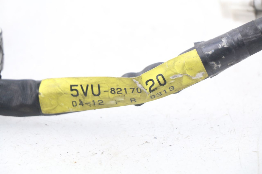 photo de CAJA FUSIBLES YAMAHA XP T-MAX TMAX ABS 500 (2004 - 2007) - Detalles de los puntos de fijación