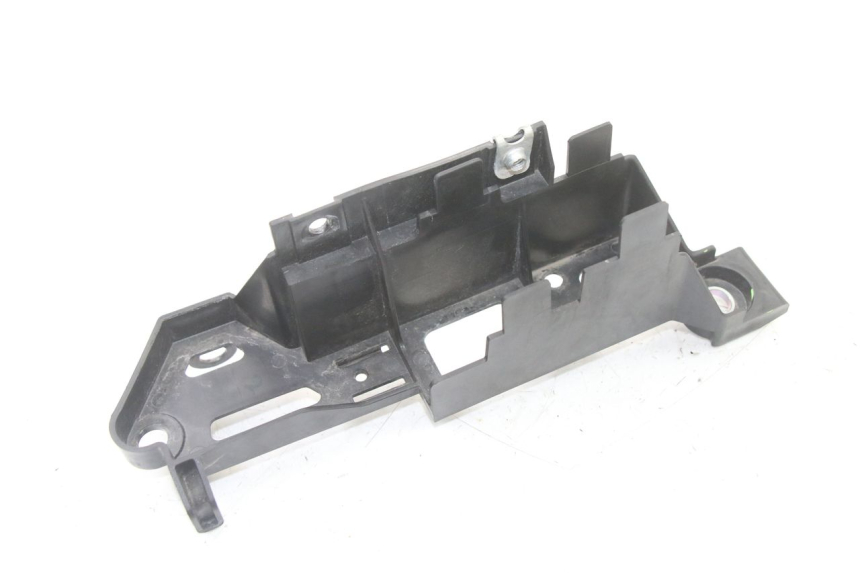 photo de CAJA FUSIBLES YAMAHA TRACER 7 700 (2020 - 2024) - Detalle de la pieza