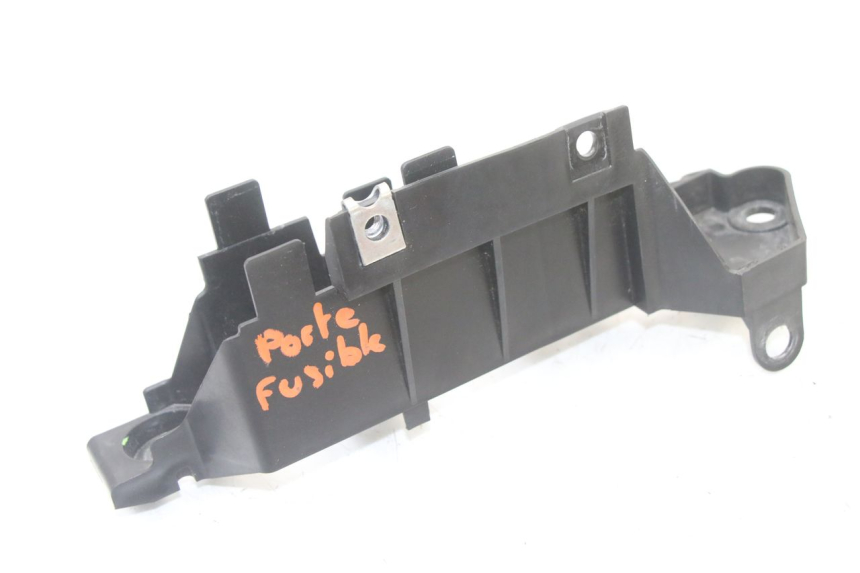 photo de CAJA FUSIBLES YAMAHA TRACER 7 700 (2020 - 2024) - Zoom estado de uso