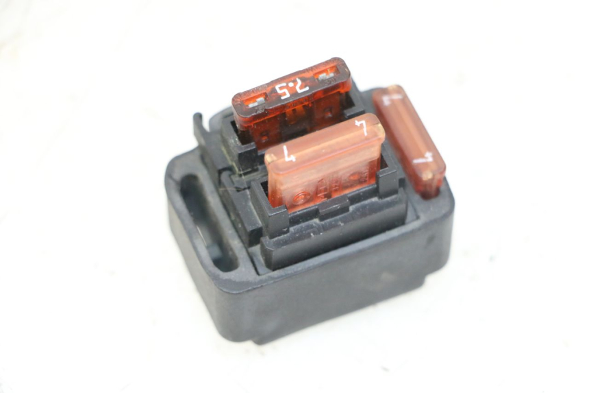 photo de CAJA FUSIBLES YAMAHA YP MAJESTY 125 (2007 - 2010) - Zoom estado de uso