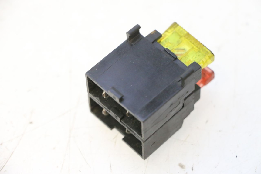 photo de PORTAFUSIBLE YAMAHA YP MAJESTY 125 (1998 - 2001) - Zoom estado de uso