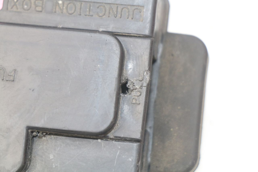 photo de PORTAFUSIBLE KAWASAKI ZR7 ZR-7 S 750 (1999 - 2004) - Detalle de la pieza