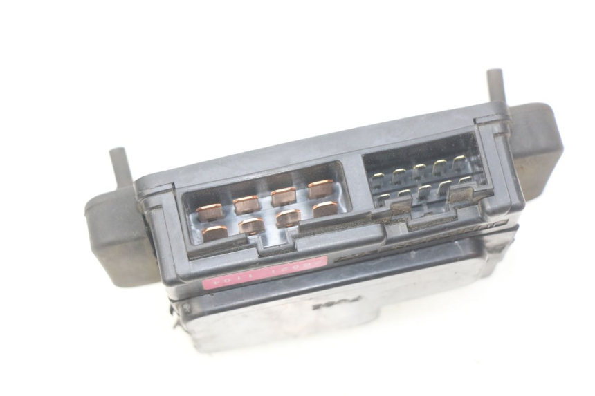 photo de PORTAFUSIBLE KAWASAKI ZR7 ZR-7 S 750 (1999 - 2004) - Otra perspectiva