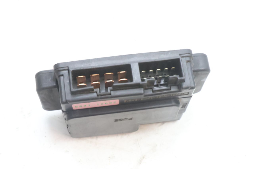 photo de PORTAFUSIBLE KAWASAKI ZZR 600 (1995 - 2004) - Estado de la superficie y material