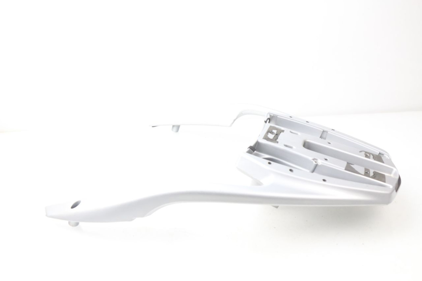 photo de PORTAEQUIPAJES  APRILIA ATLANTIC 125 (2003 - 2009) - Primer plano técnico