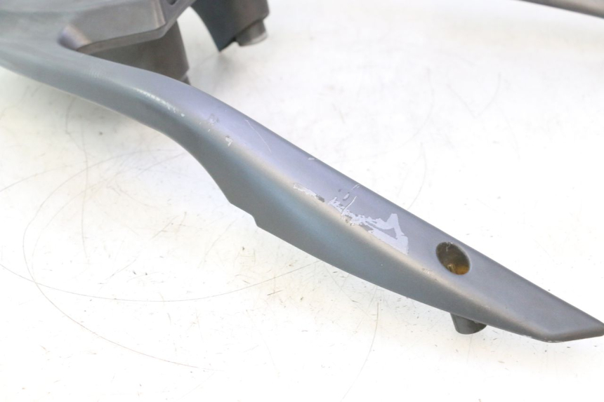 photo de PORTAEQUIPAJES  APRILIA ATLANTIC S 125 (2010 - 2013) - Primer plano técnico