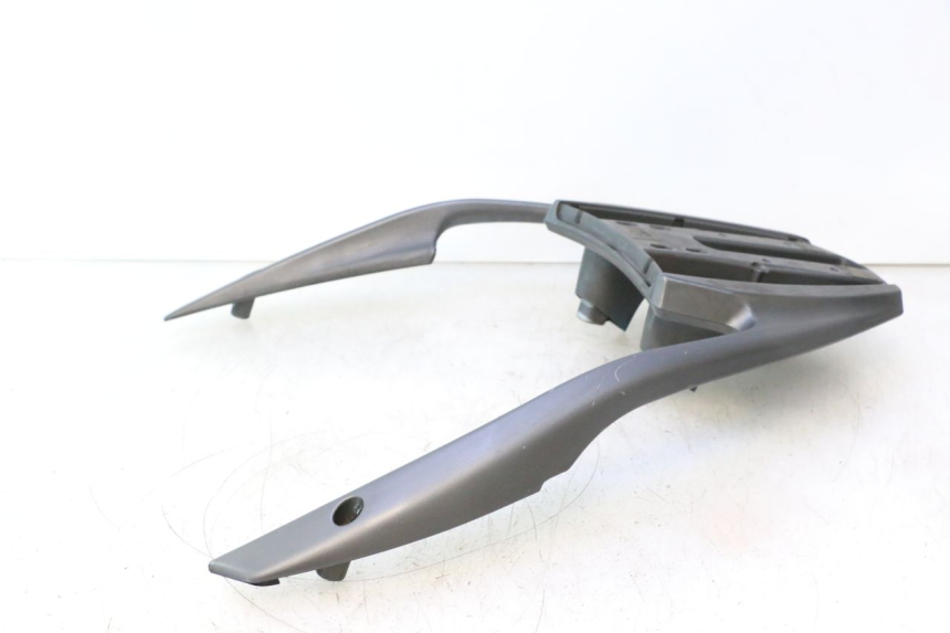photo de PORTAEQUIPAJES  APRILIA ATLANTIC S 125 (2010 - 2013) - Estado de la superficie y material