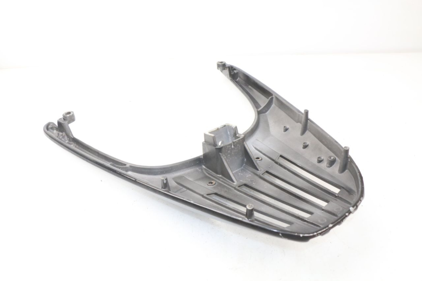 photo de PORTAEQUIPAJES JONWAY AZTRAL 125 (2008 - 2017) - Detalle de la pieza