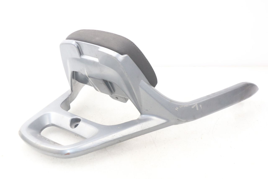 photo de PORTAEQUIPAJES  KYMCO DINK 4T 50 (2007 - 2018) - Detalles de los puntos de fijación