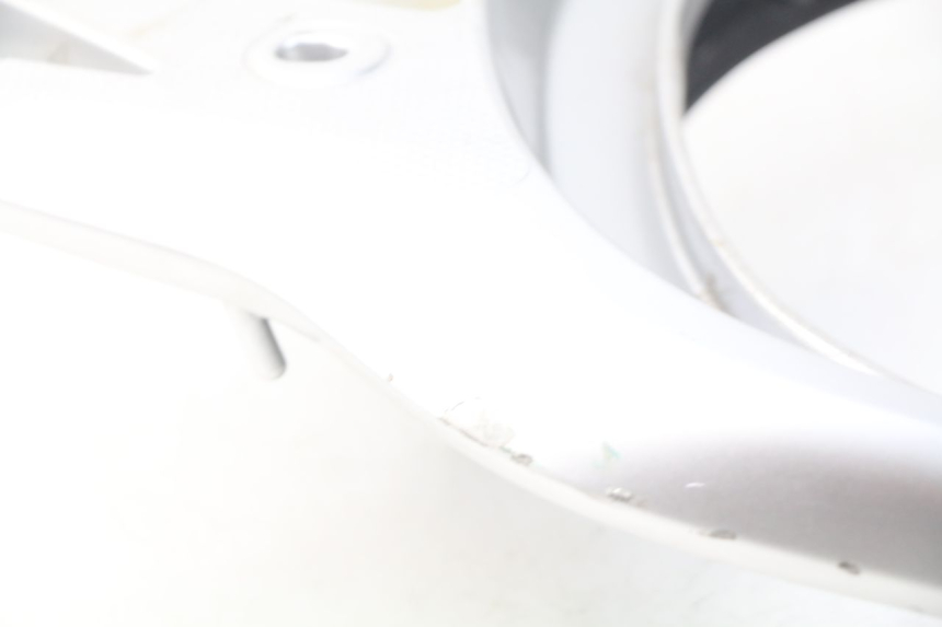 photo de PORTAEQUIPAJES  HONDA FES PANTHEON 125 (2003 - 2007) - Detalles de los puntos de fijación