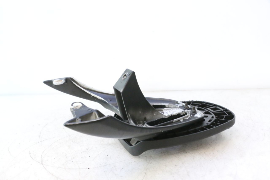 photo de PORTAEQUIPAJES  SYM FIDDLE 3 III 50 (2014 - 2020) - Detalle de la pieza