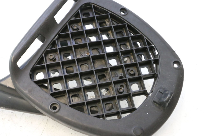 photo de PORTAEQUIPAJES  SYM FIDDLE 3 III 50 (2014 - 2020) - Zoom sobre los componentes
